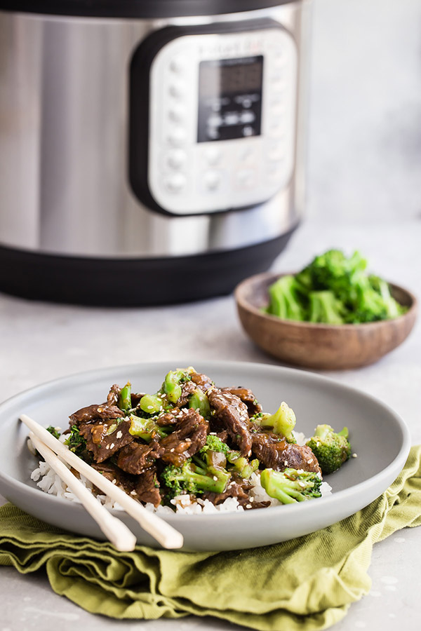 Easy Pressure Cooker / Instant Pot Beef and Broccoli Recipe