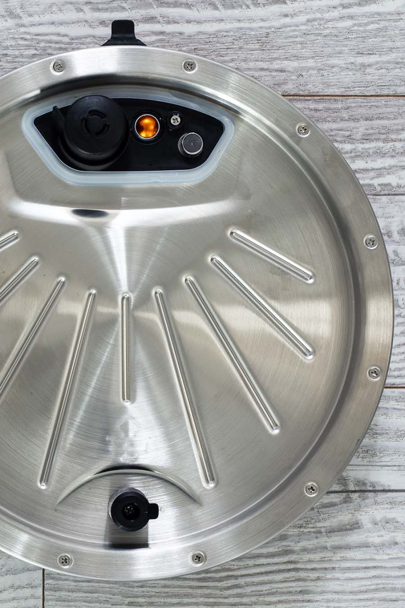 Picture showing the top side of the pressure cooking insert lid of the Instant Pot Duo Crisp with Ultimate Lid