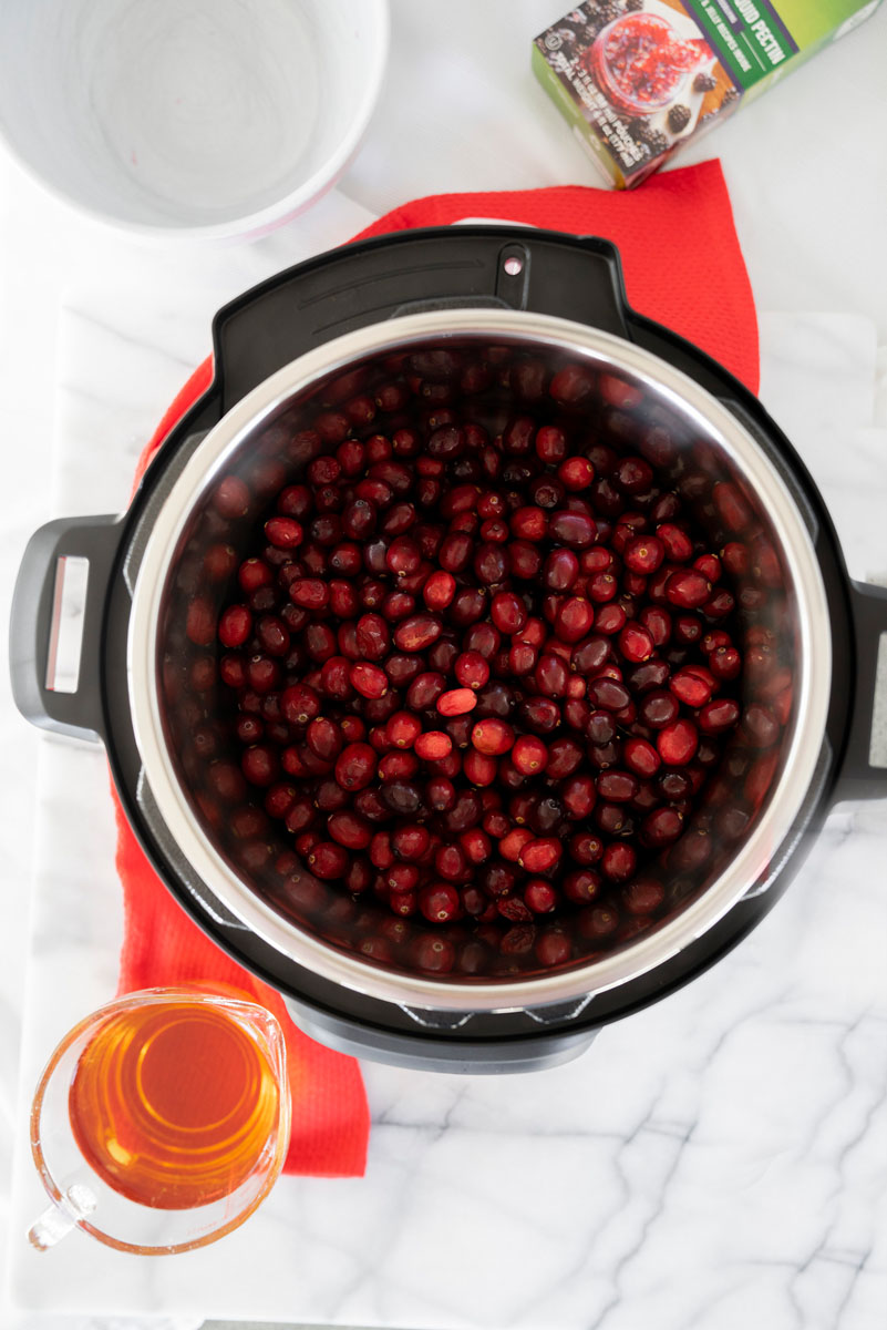 fresh cranberries in an instant pot