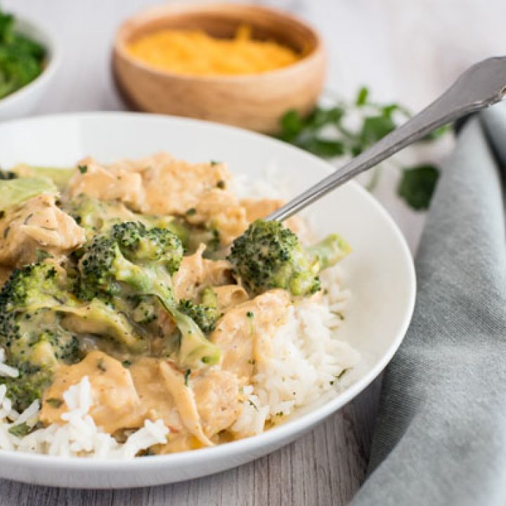 Pressure Cooker / Instant Pot Cheesy Chicken and Broccoli Casserole by Pressure Cooking Today