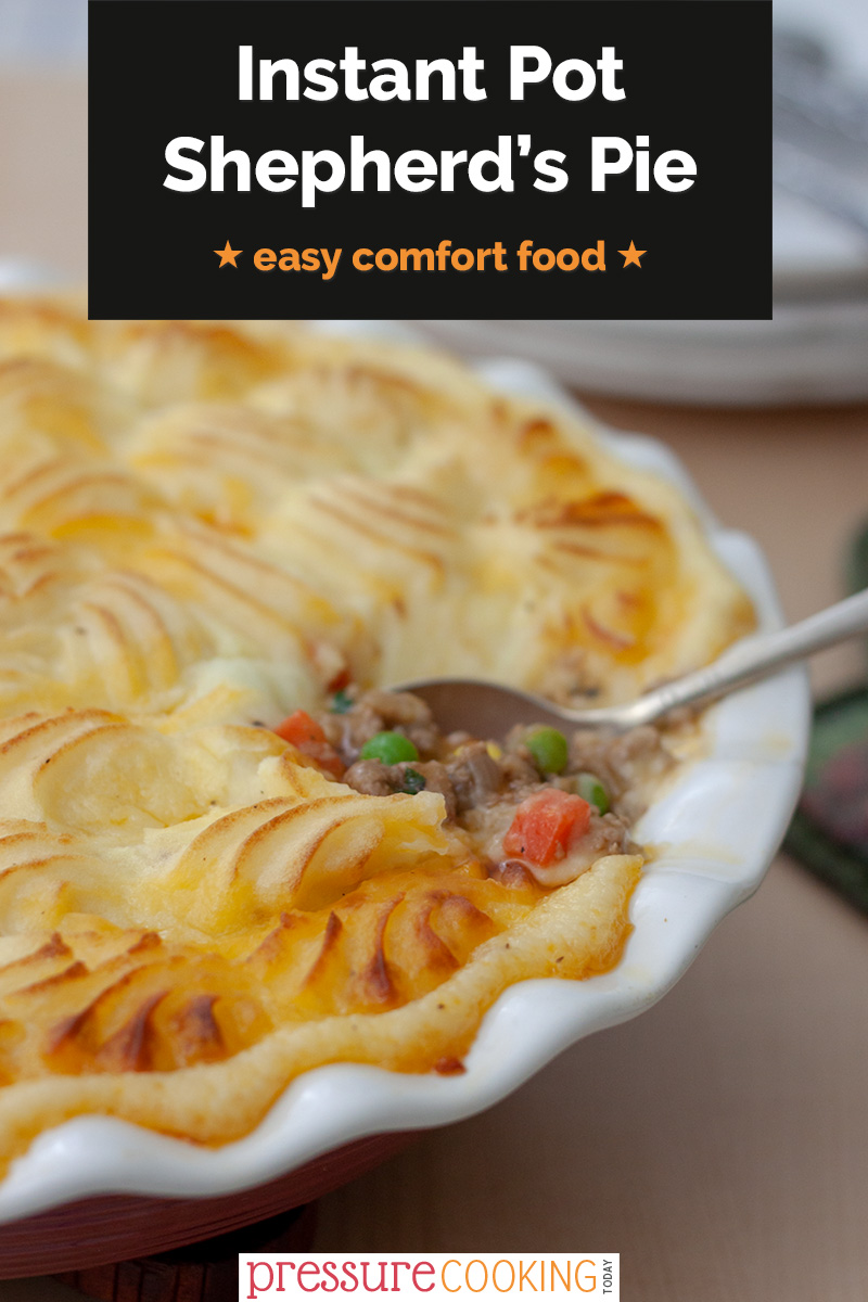 Use ground beef or lamb to make the EASIEST Shepherd's Pie. When you're in the mood for comfort food, this is the prefect meal. via @PressureCook2da