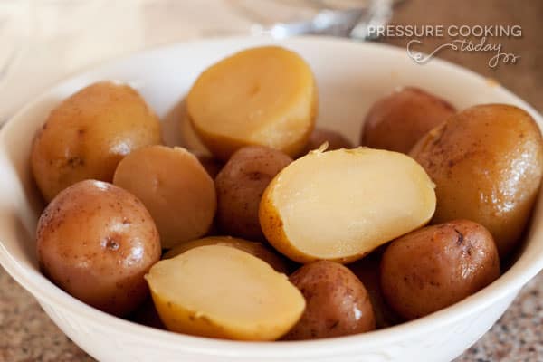 Small-new-potatoes-cooked-in-the-pressure-cooker-2-pressure-cooking-today